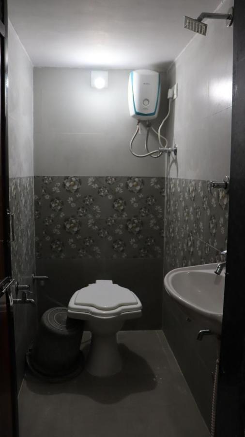 Aradhya Prime Home Stay Garudeshwar Exteriör bild