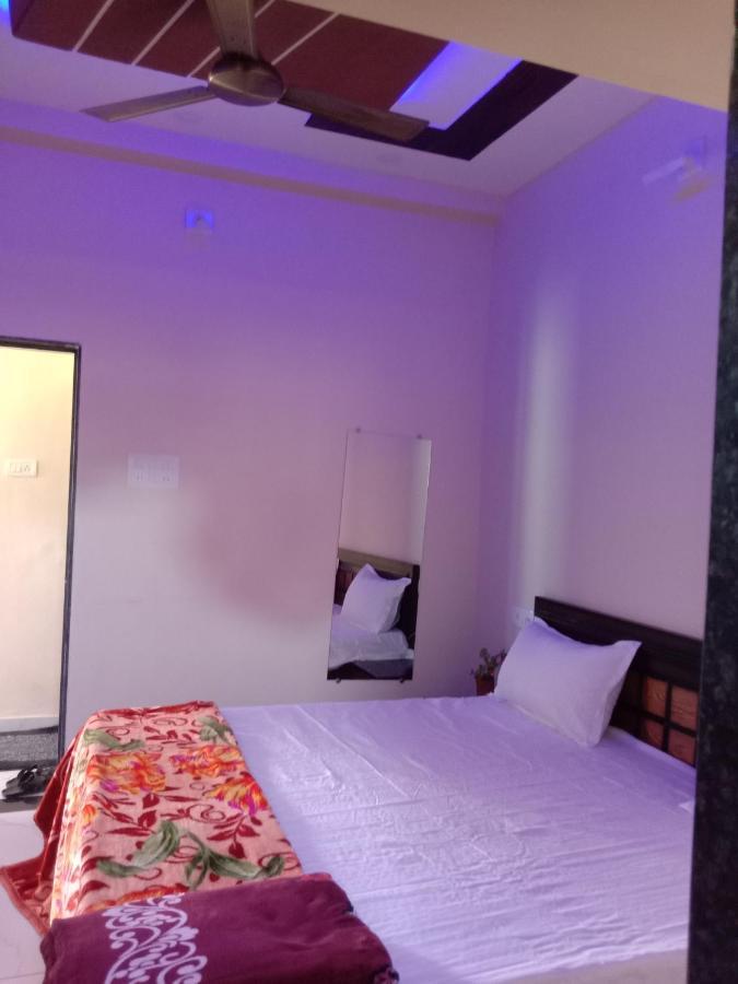 Aradhya Prime Home Stay Garudeshwar Exteriör bild