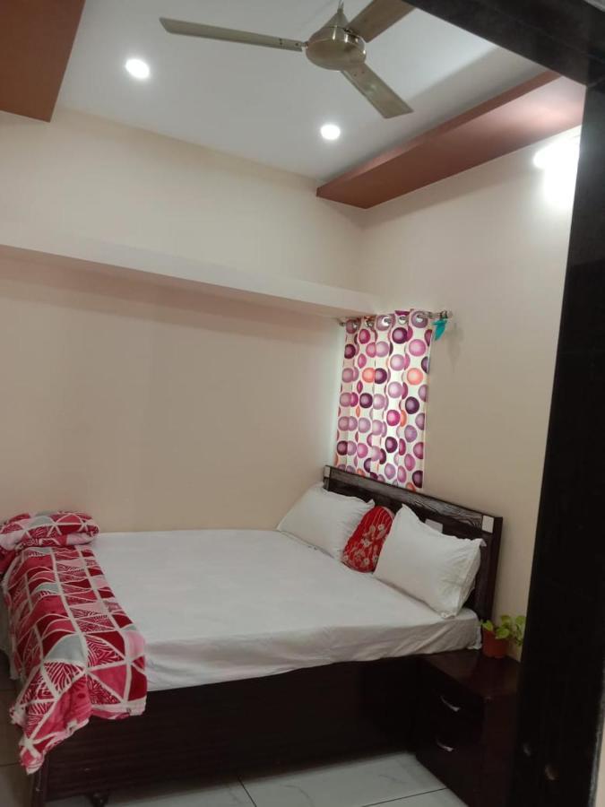 Aradhya Prime Home Stay Garudeshwar Exteriör bild