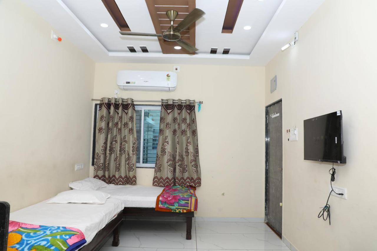 Aradhya Prime Home Stay Garudeshwar Exteriör bild