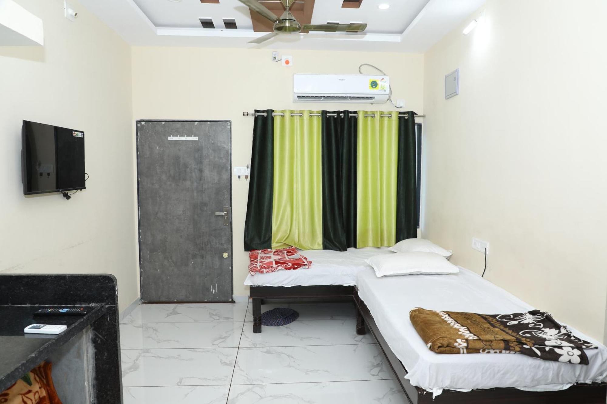 Aradhya Prime Home Stay Garudeshwar Exteriör bild