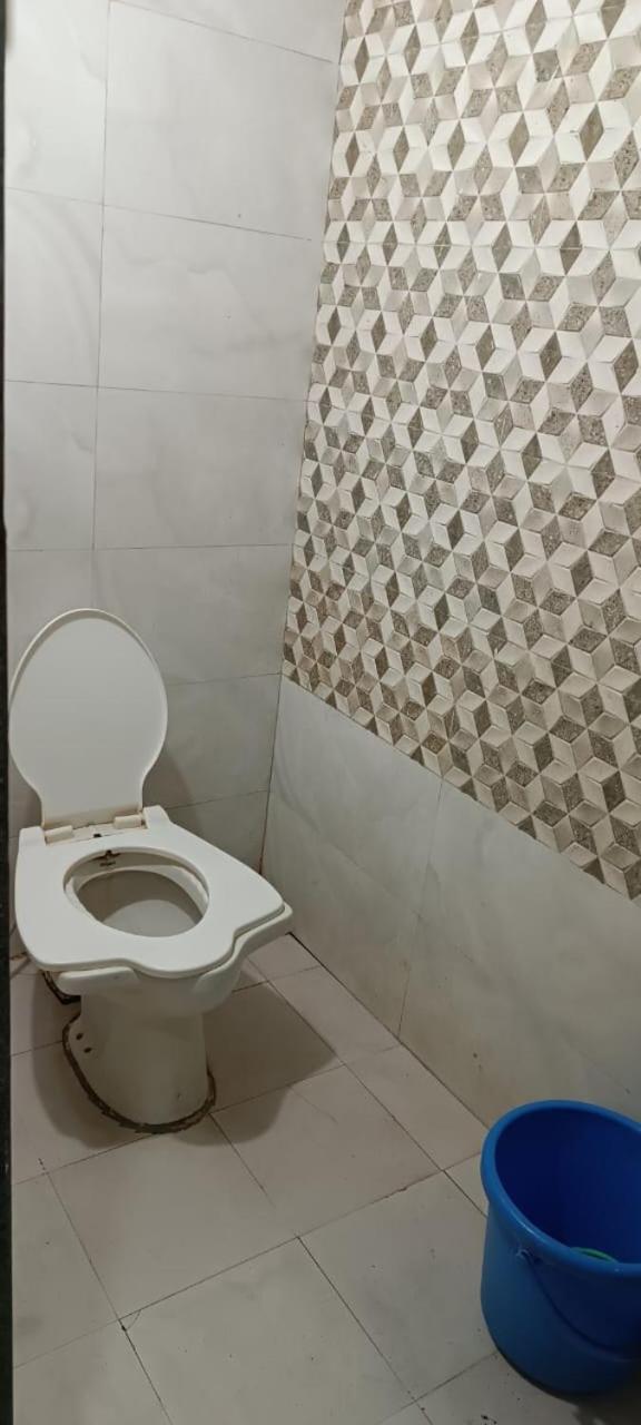 Aradhya Prime Home Stay Garudeshwar Exteriör bild